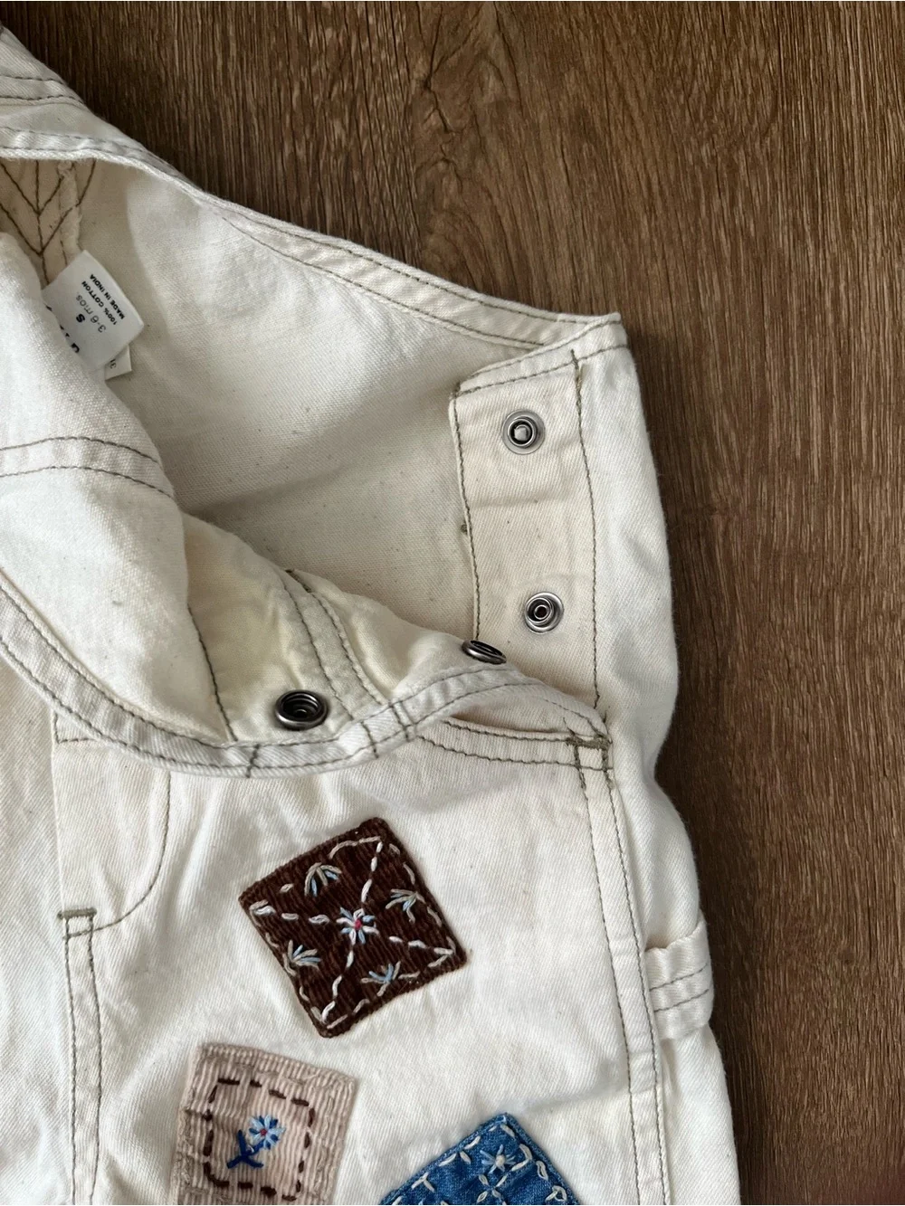 Vintage Y2K 1999 BabyGap Overalls Cream with Patchwork Embroidery. 3-6 mon.